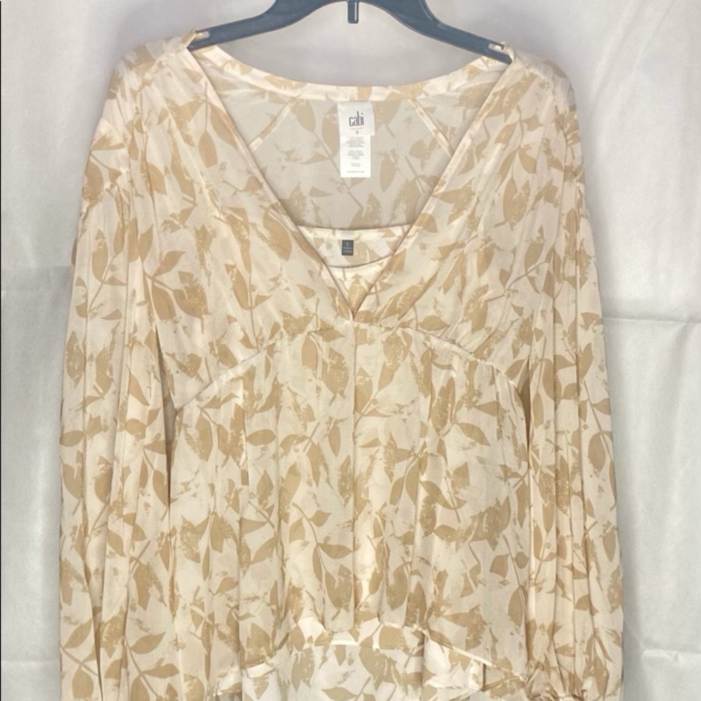 Cabi Couplet blouse with a detachable cami size Small 100% polyester